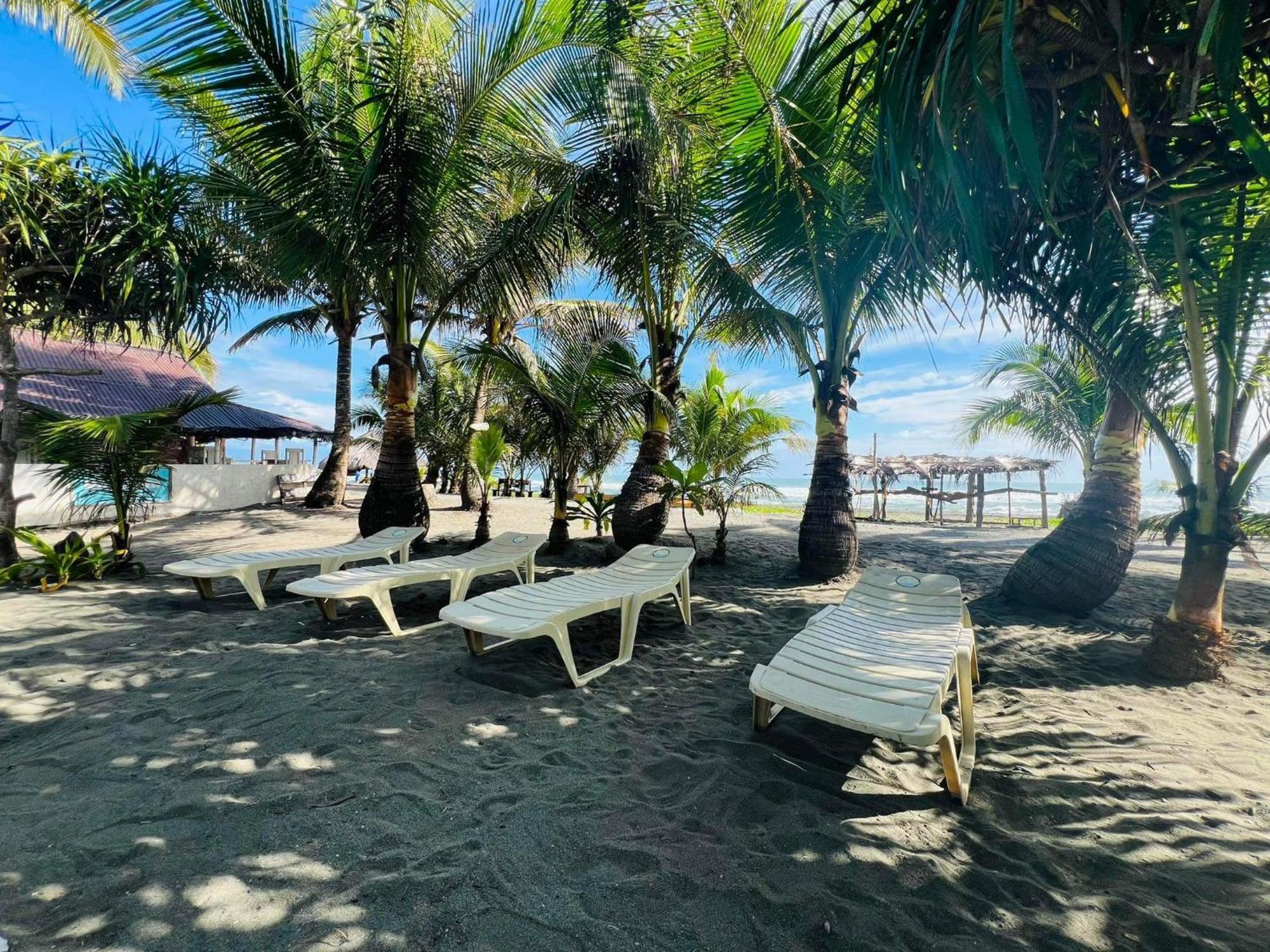 North Shore Beach Resort 발레르 외부 사진
